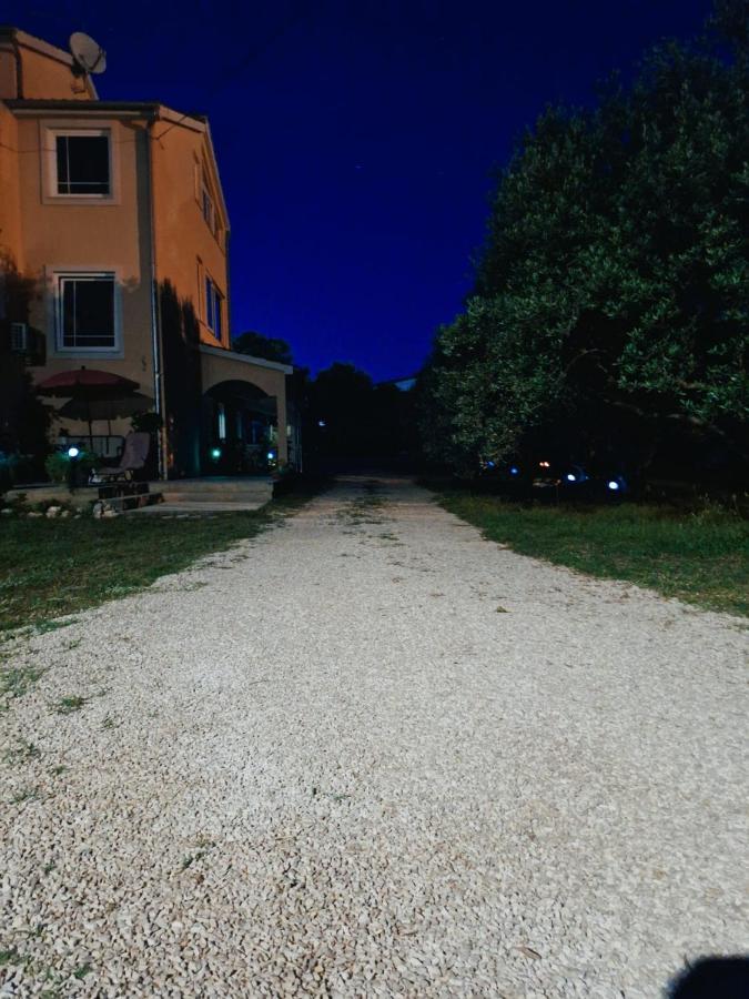 Apartmani Joja Biograd Na Moru Luaran gambar