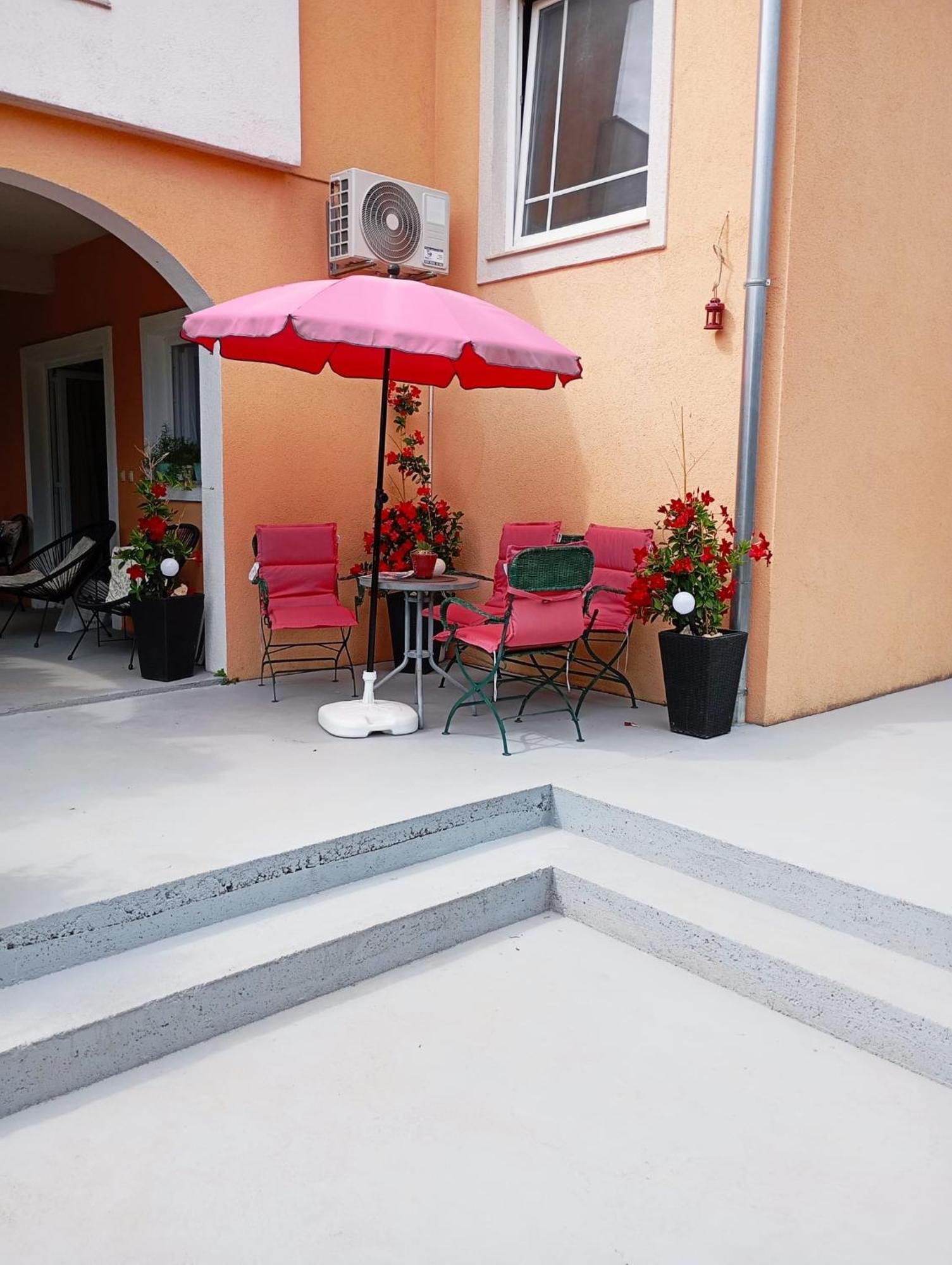 Apartmani Joja Biograd Na Moru Luaran gambar