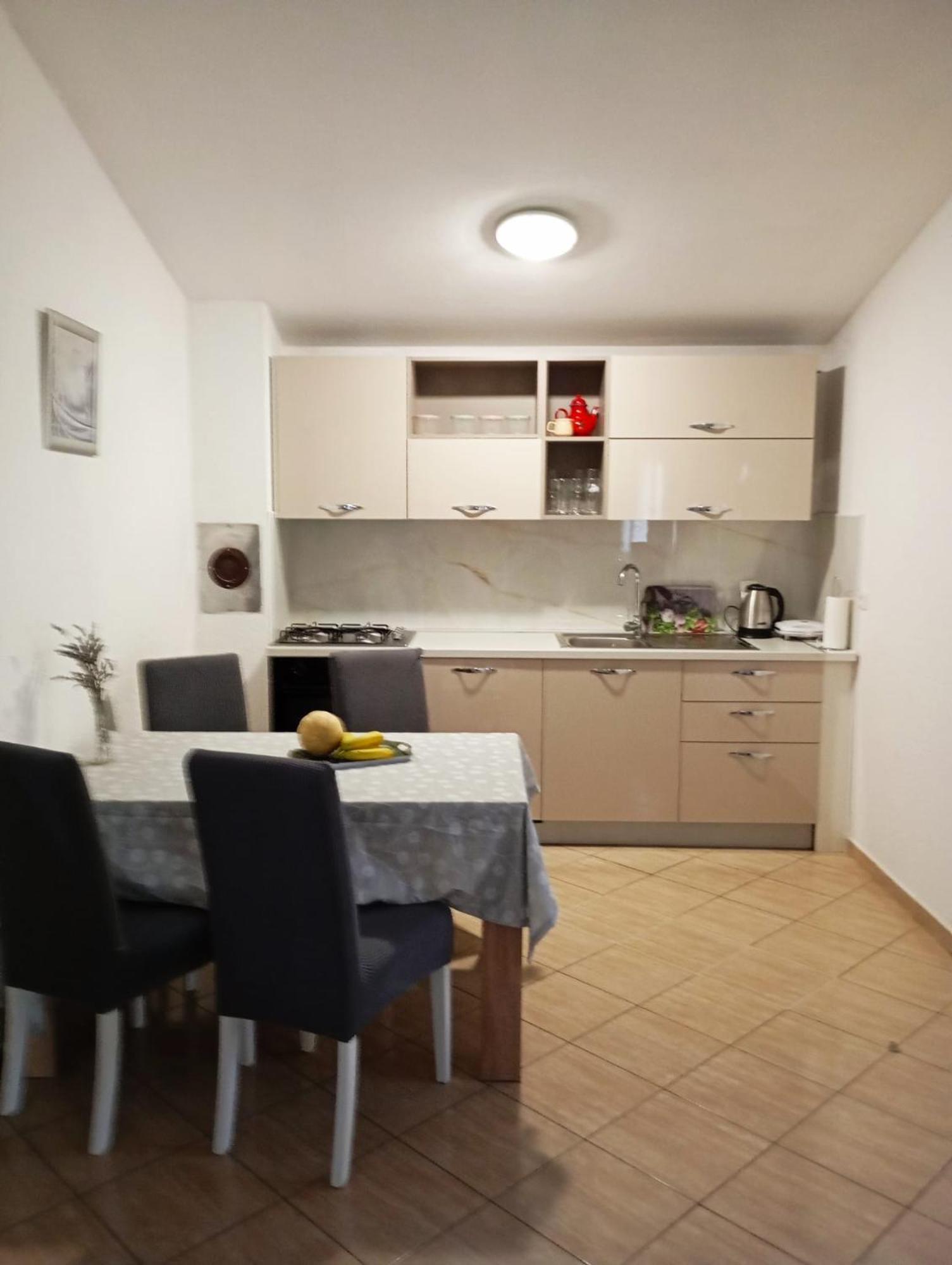 Apartmani Joja Biograd Na Moru Luaran gambar