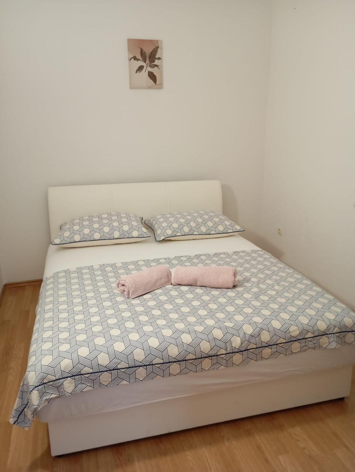 Apartmani Joja Biograd Na Moru Luaran gambar